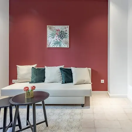 Modern Close To Centre Aparthotel *