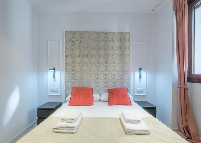 Apart-hotel Modern Close To Centre Valência